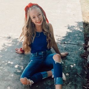 Meet your Posher, Mataya